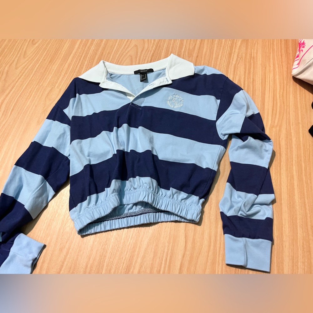 stripped long sleeve - Picture 1 of 3